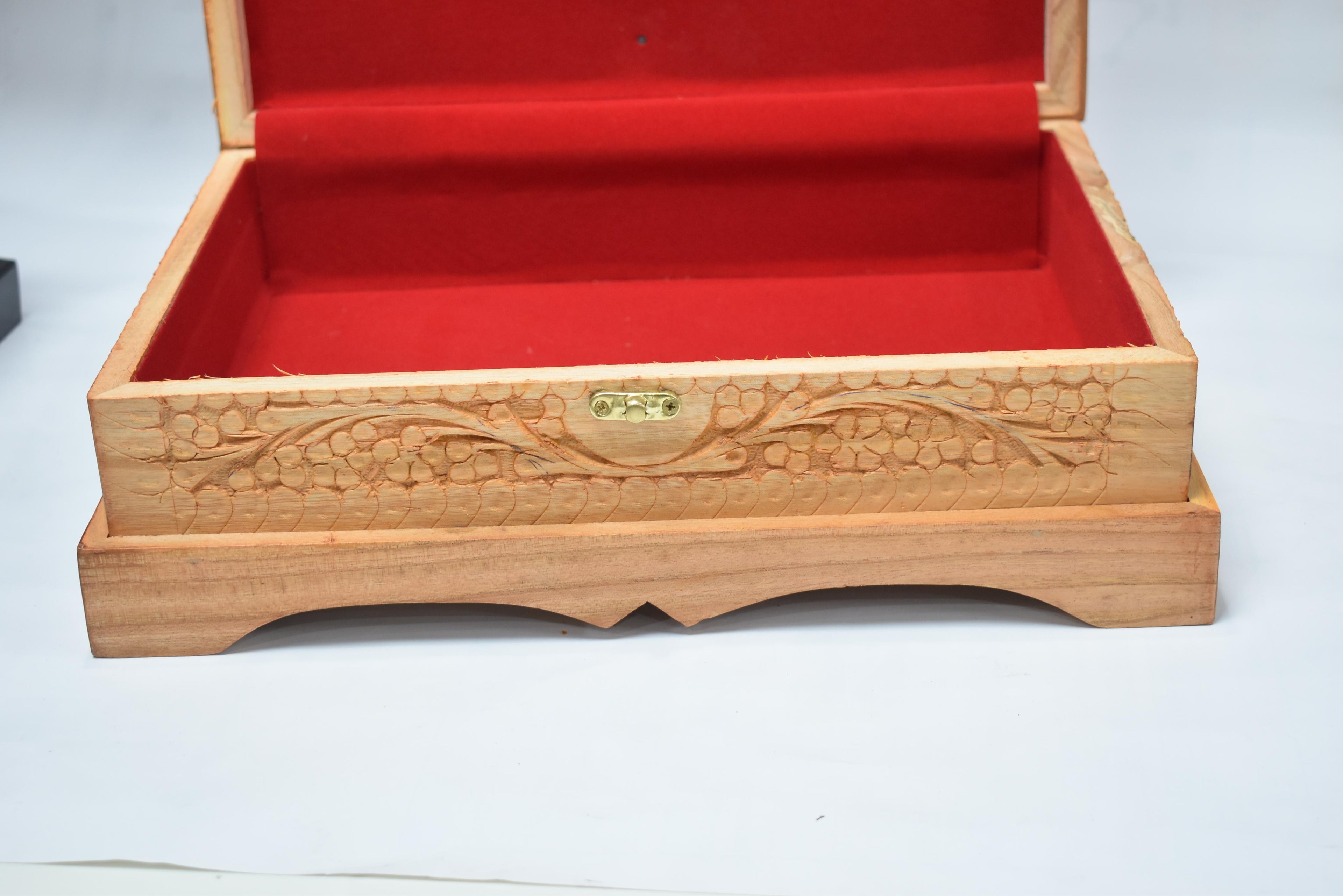 Handcrafted 2-in-1 Quran Box and Rehaal